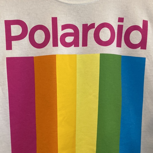 Polaroid Graphic Crop Tee. Size Medium. - Picture 6 of 7